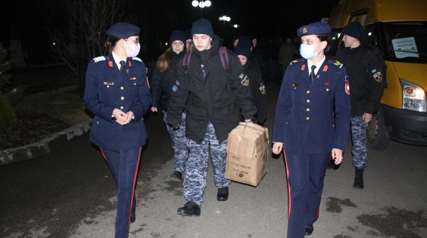 un grup de elevi refugiati din ucraina isi vor continua studiile la colegiul militar din breaza foto