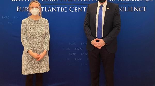 e arc capacitate de a furniza expertiza in domeniul rezilientei la nivelul nato si ue ovidiu raetchi intalnire cu es marjut akola