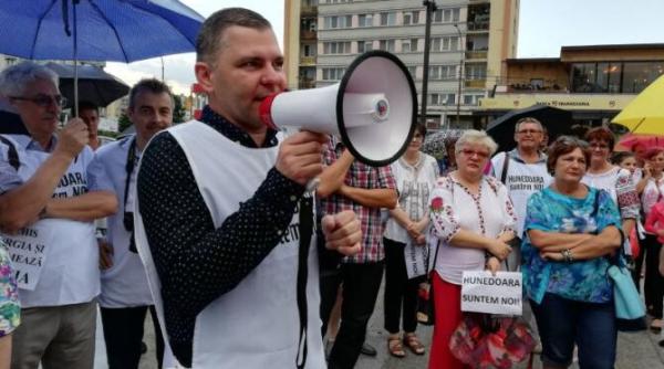cristian istoc presedinte sindicatul solidaritatea hunedoara la dcnewstv