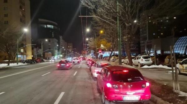 timpul de asteptare la benzinarii de maximum 10 minute valcu despre cei care au stat la cozi tentatia chilipirului 200 de lei inseamna mult