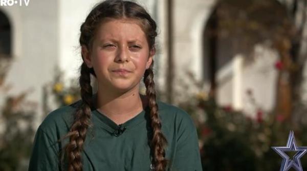 marina o fetita de 12 ani concurenta la romanii au talent parasita de mama la 9 ani din cauza tatalui bolnav a plecat la acel barbat pentru ca avea mai multi bani si era mai tanar