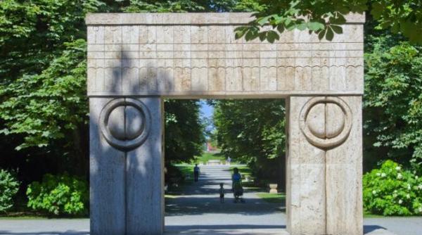 povestea de iubire dintre brancusi si peggy guggenheim il cunosteam de 17 ani dar nu visasem sa ajung in asemenea complicatii cu el