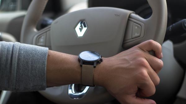 renault spune ca e prea costisitor sa plece din rusia