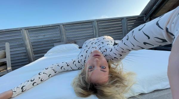 delia facuta praf dupa o aparitie diferita doamne fereste ce face fala din om mai ramane sa ti pui coarne foto