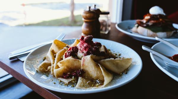 clatite poloneze reteta pentru un desert fantastic se baga la cuptor la final