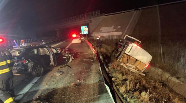 doua accidente mortale in aceasta dimineata in romania un barbat de 26 de ani si o femeie de 34 si au pierdut viata