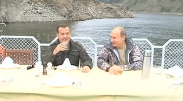 marea britanie a impus sanctiuni impotriva lui mishustin sobyanin medvedev si peskov pe lista se afla si mai multi oligarhi dar si jurnalisti