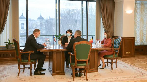 klaus iohannis si nicolae ciuca la chisinau alaturi de maia sandu si natalia gavrilita galerie foto