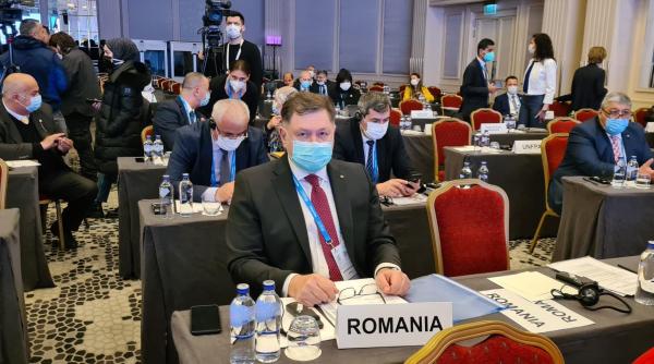 dr alexandru rafila la reuniunea oms de la istanbul peste 15 000 de medici romani au emigrat in ue