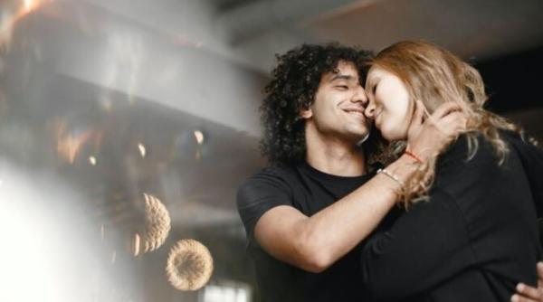 35 de lucruri fascinante despre sanatate si corpul tau de ce e bine sa va imbratisati cat mai des