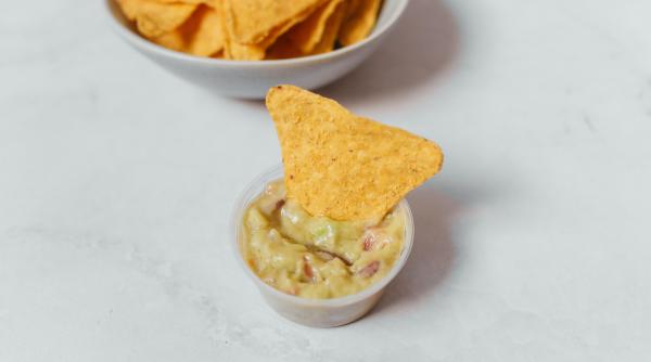 de ce sunt mai putine chipsuri nachos doritos in punga incepand din 2021 si la pasta de dinti s a produs modificari