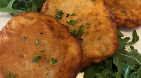 chiftelute indiene cu ceapa reteta de onion bhaji