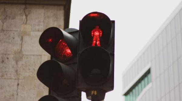 sistemul de semaforizare din bucuresti firmele de specialitate consultare prealabila achizitiei studiului de fezabilitate