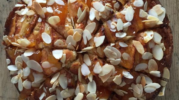 prajitura suedeza cu mere reteta perfecta de desert