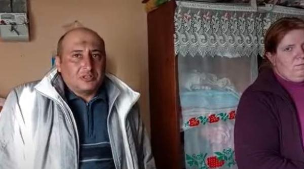 casa bantuita in gorj familia s a mutat la vecini dupa ce obiectele au inceput sa se miste cand citi parintele sari bateria de la ceas si trase patura de pe pat