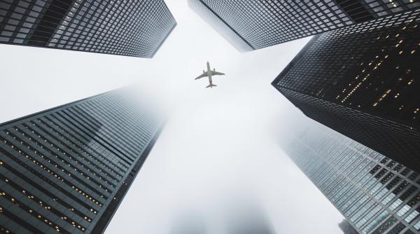 ce culoare are cutia neagra a avioanelor