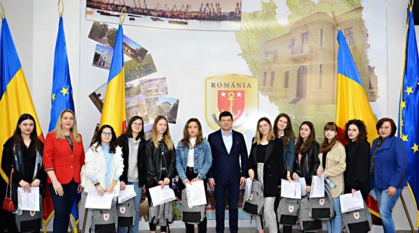 la galati schimb de experienta intre colegiul cuza si liceul daniel arnaut din franta