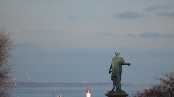 odesa infrunta razboiul cu umor de 1 aprilie a fost organizat festivalul humorina javelina