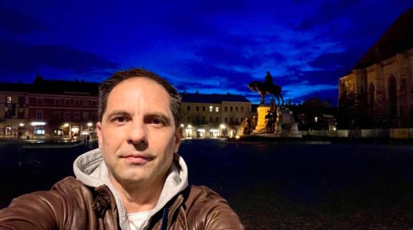 dan negru 280 000 de cetateni romani voteaza astazi daca nu le convine cine castiga ungurii pot sa plece in sua oricand fara viza