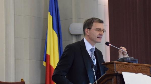 presedintele academiei romane a fost reales pentru un mandat de inca 4 ani