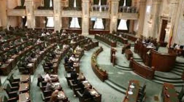 iohannis trimite la reexaminare legea pentru modificarea si completarea legii monumentelor de for public nr 120 2006