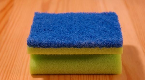 buretele de vase de 200 000 de ori mai murdar decat vasul de toaleta prof hugh pennington mai bine tocam legumele pe colacul de wc