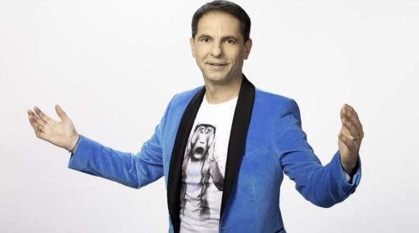 dan negru e despre creiere dar e o joaca nu e o dezbatere a academiei romane cineva trebuie sa aiba si curajul asta