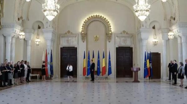 klaus iohannis aceste crize sunt urgente si necesita reactie rapida