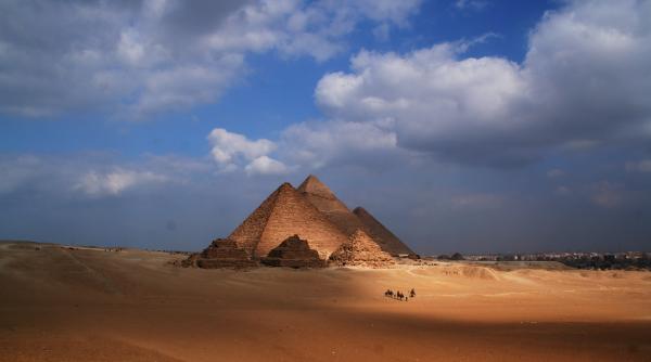 secretul alinierii perfecte a piramidelor aproape descoperit o noua teorie vine cu posibile explicatii