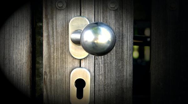 aprope 152 de diplomati rusi au fost trimisi acasa din diferite tari in ultima saptamana