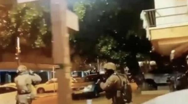 atacul terorist din tel aviv a mai luat o viata un tanar care era in stare critica a murit cineva l a ajutat pe terorist va plati un pret insuportabil