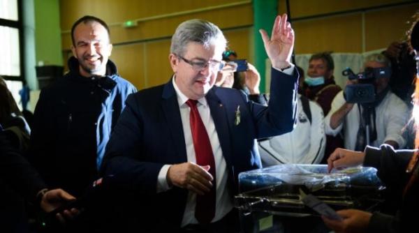 alegeri franta 2022 strigatul lui melenchon nu trebuie sa dam voce doamnei le pen