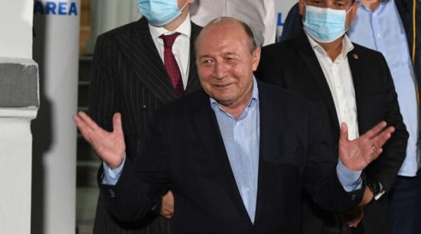 legenda despre basescu spuneti ce sa fac am urmarit tot ce mi s a spus unde sa stau