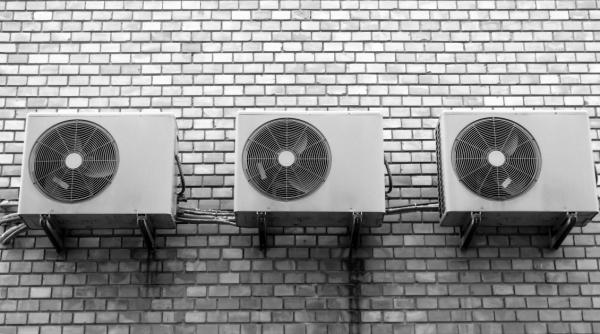 o sa te arda aerul conditionat la buzunare vara asta iata cum poti reduce factura la curent