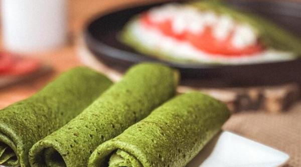 clatite cu spanac reteta un deliciu care se prepara rapid mic dejun gustos