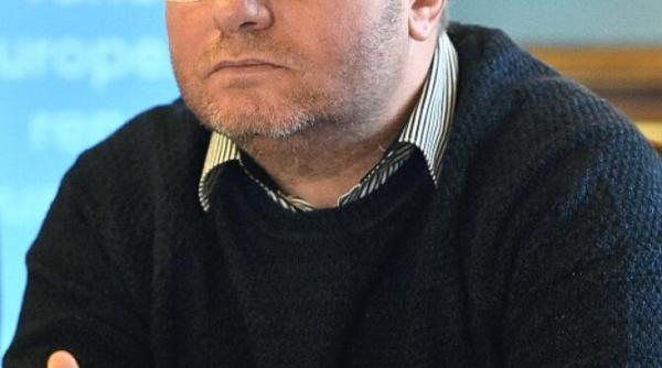 sprijin pentru romania cristian paun cei care au 600 de lei ajutoare sociale si stau acasa vor primi bani in plus de la guvern e in regula asta