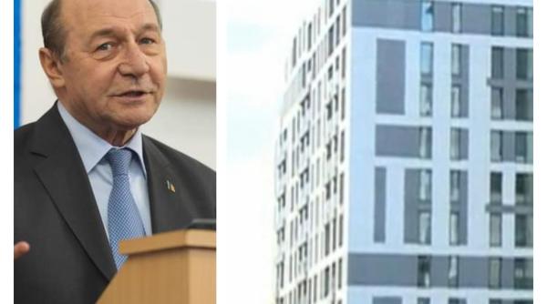 traian basescu surprins in timp ce viziona un apartament cat costa locuinta pe care a pus ochii