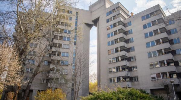 varsovia confisca un complex construit de rusia pentru a l da ucrainei