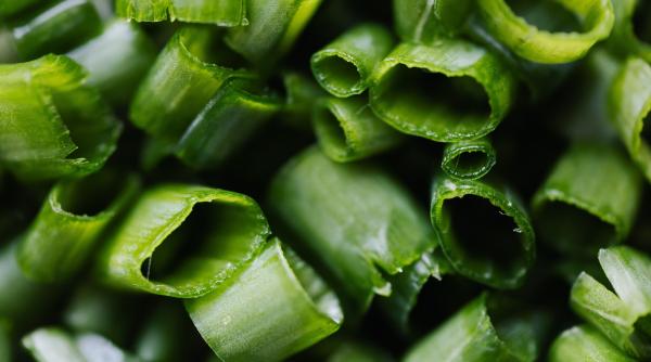 ceapa verde te scapa de anumite probleme ale tenului