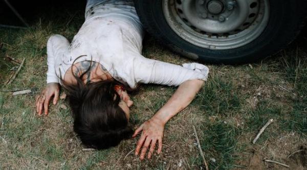 a fost prins dupa 27 de ani de fuga si a ucis sotia cu brutalitate