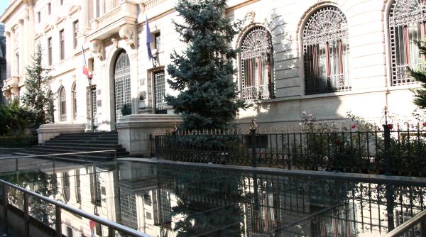 banca nationala a romaniei zilele portilor deschise intre 18 19 aprilie