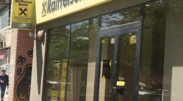 raiffeisen bank international s a prabusit scadere de 55prc pe bursa de la viena