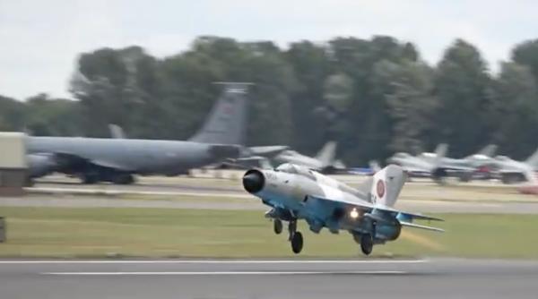 cezar osiceanu a mai decolat o legenda spre cerul aviatiei militare rolul romaniei in istoria mig 21