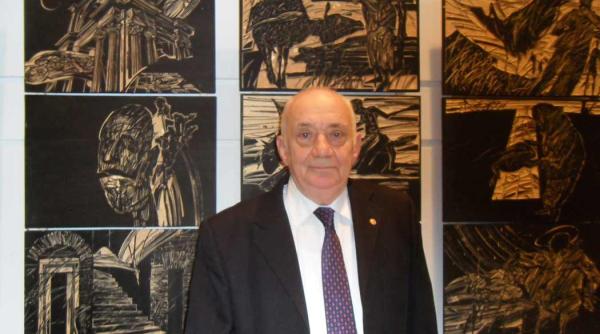 eminescu avea un scris de mana foarte frumos scria mic la fel ca iorga la inceput