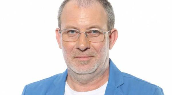 florin busuioc fumam trei pachete de tigari pe zi si beam 16 cafele