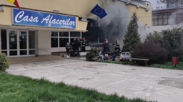 neamt incendiu la casa afacerilor din roman video