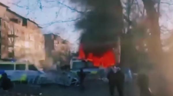 violente in suedia dupa o manifestatie de extrema dreapta