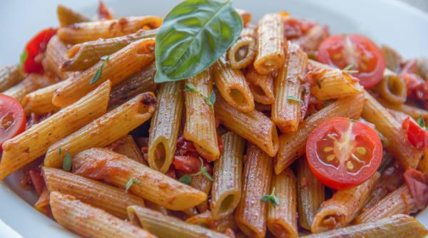 penne all arrabbiata reteta delicioasa de post