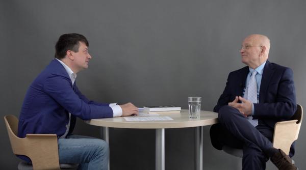 lazar vlasceanu scoala a devenit un fel de cos de gunoi fiecare indeasa in cos o materie noua de la circulatie la starea vremii