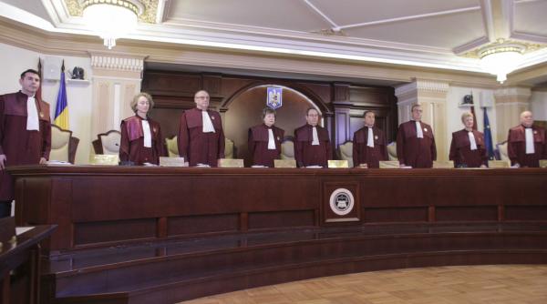 ccr sesizata de iohannis privind primirea de catre academia de stiinte agricole si silvice gheorghe ionescu sisesti a unui teren de 50 de hectare